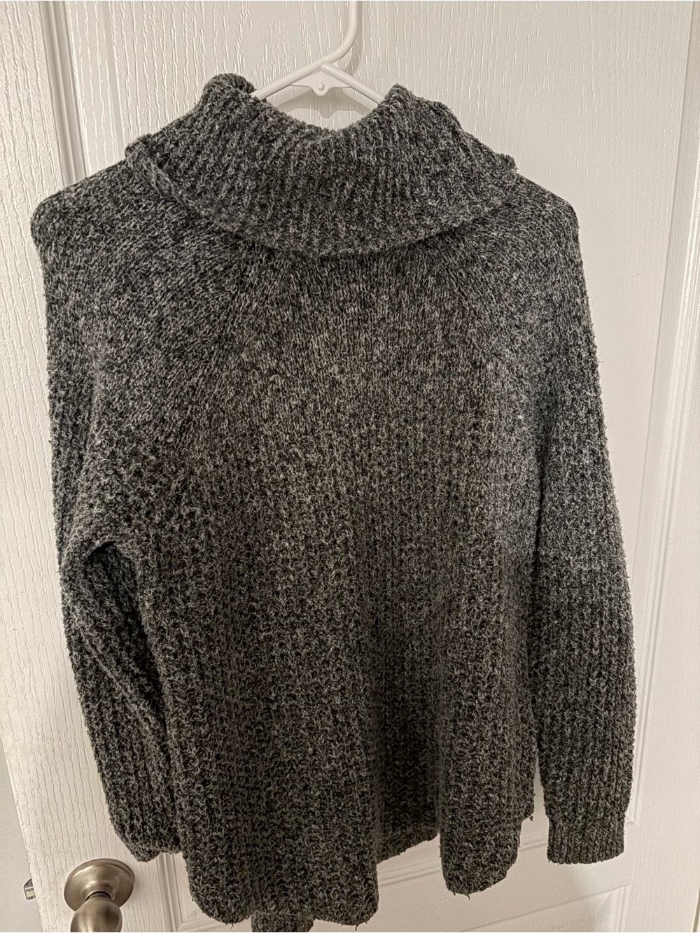 Abercrombie & Fitch Dark Gray Turtleneck Sweater
